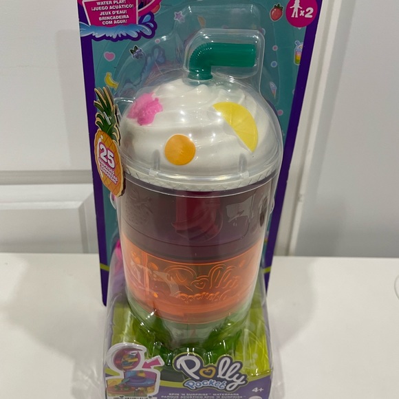 Polly Pocket Spin ‘n Surprise Playset, Tropical Smoothie Waterpark Theme - Picture 1 of 3